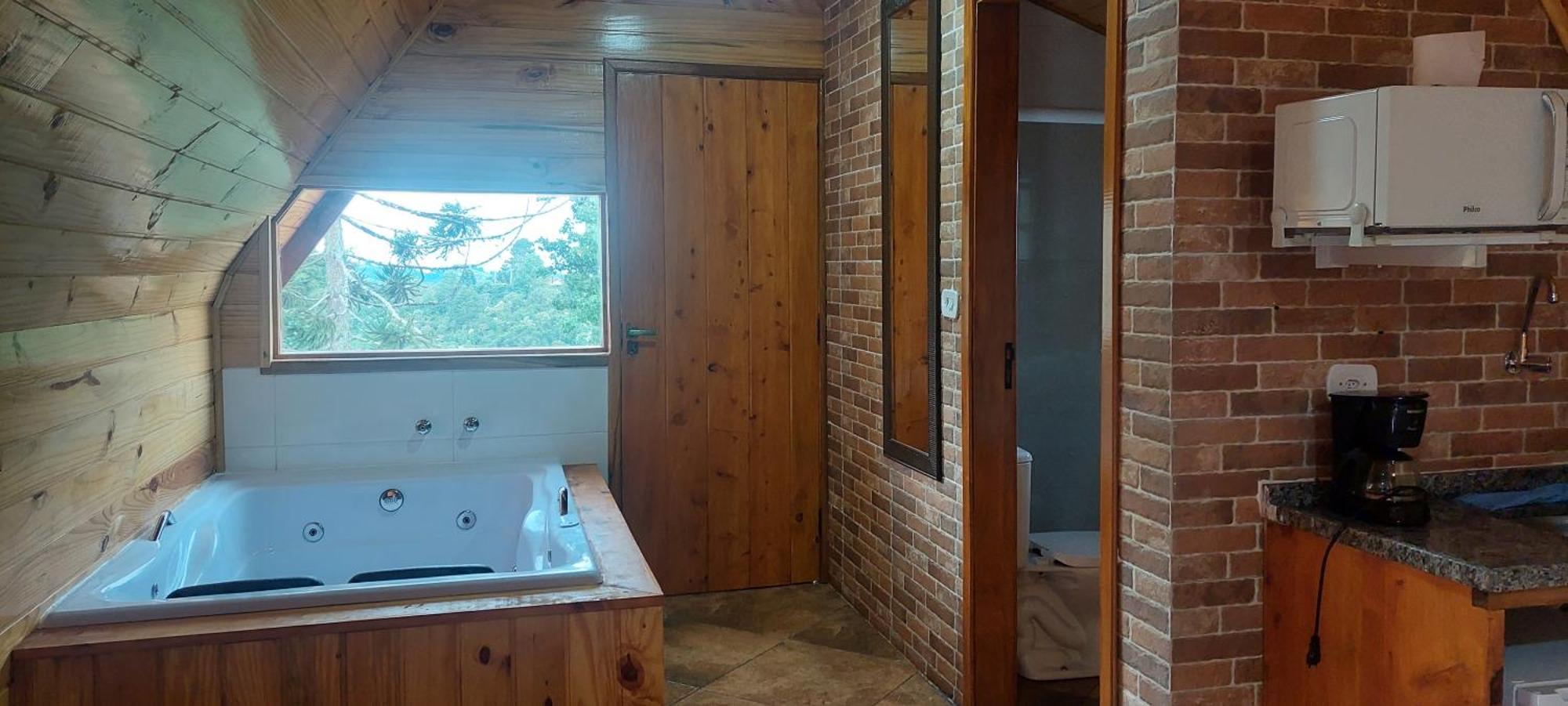 Hotel Chale Com Hidromassagem Da Vick à Campos do Jordão Extérieur photo