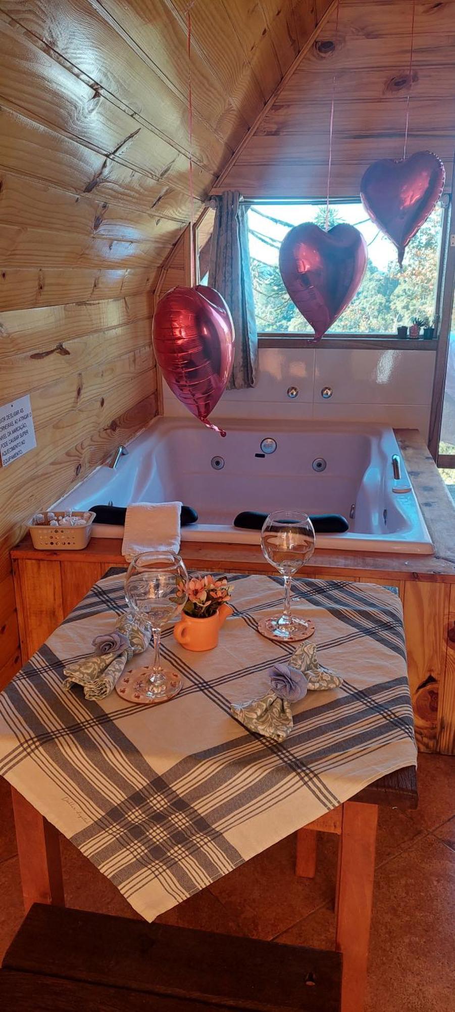 Hotel Chale Com Hidromassagem Da Vick à Campos do Jordão Extérieur photo